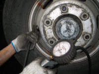 走行装置（タイヤ、足回り）